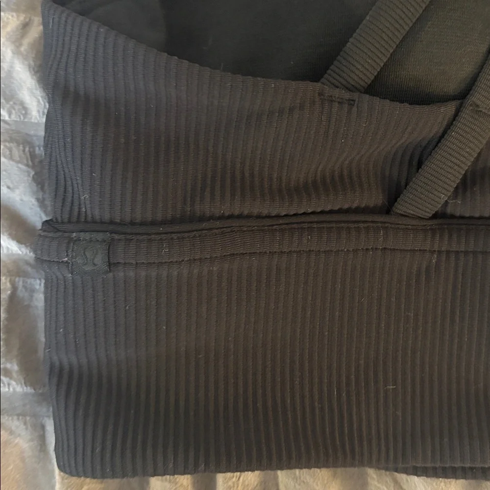lululemon Energy Longline Bra, black, sz 8 ribbed - Picture 5 of 6